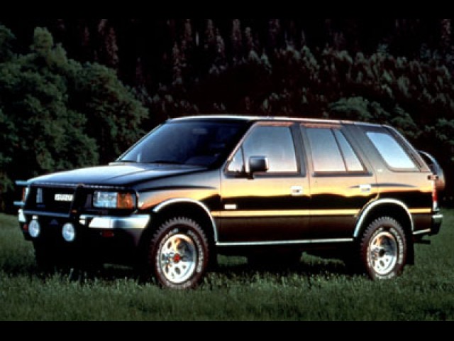 2001 ISUZU RODEO SPORT LS 4D UTILITY